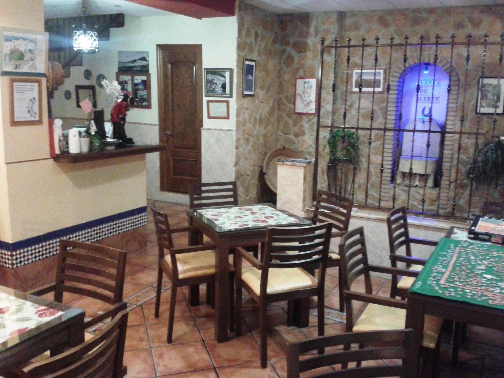 Hostal Palomares Salobreña Buitenkant foto
