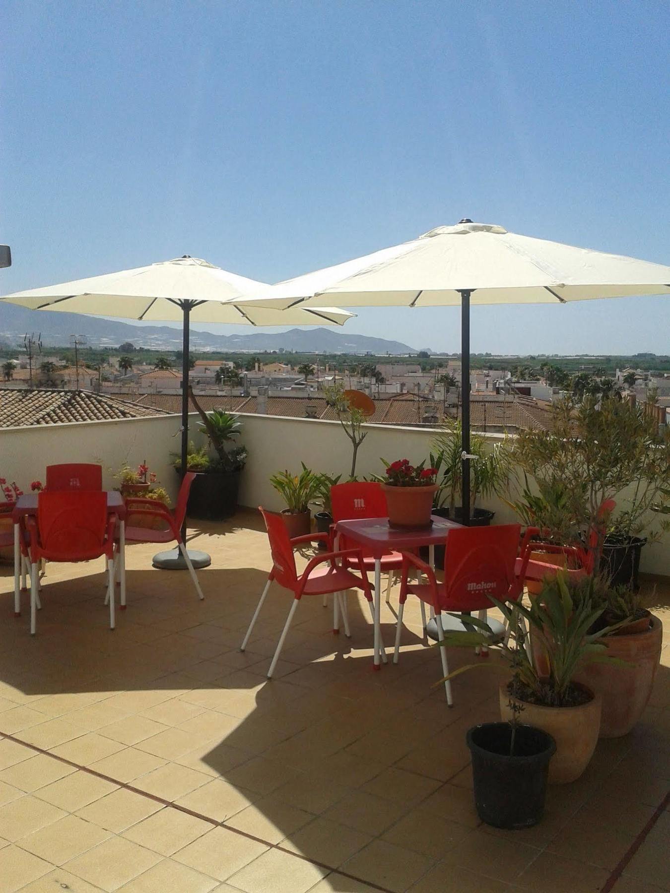 Hostal Palomares Salobreña Buitenkant foto